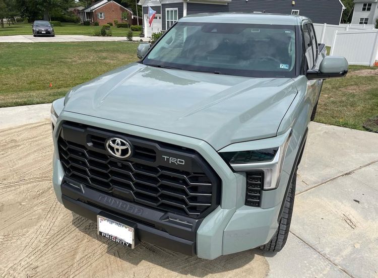 2022 Toyota Tundra SR5 TRD OFF-ROAD