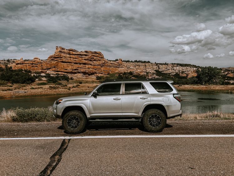 Silver 4Runner - @slvr4rnr