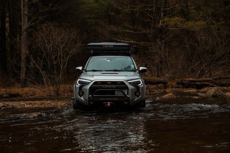2015 Toyota 4Runner Trail Premium KDSS in Classic Silver Metallic