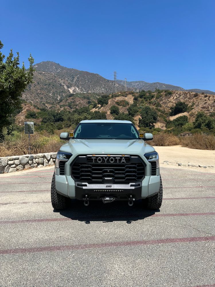 2023 Toyota Tundra Limited TRD-Off-road