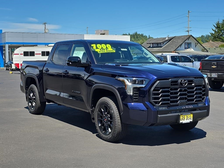 8X8.Tundra