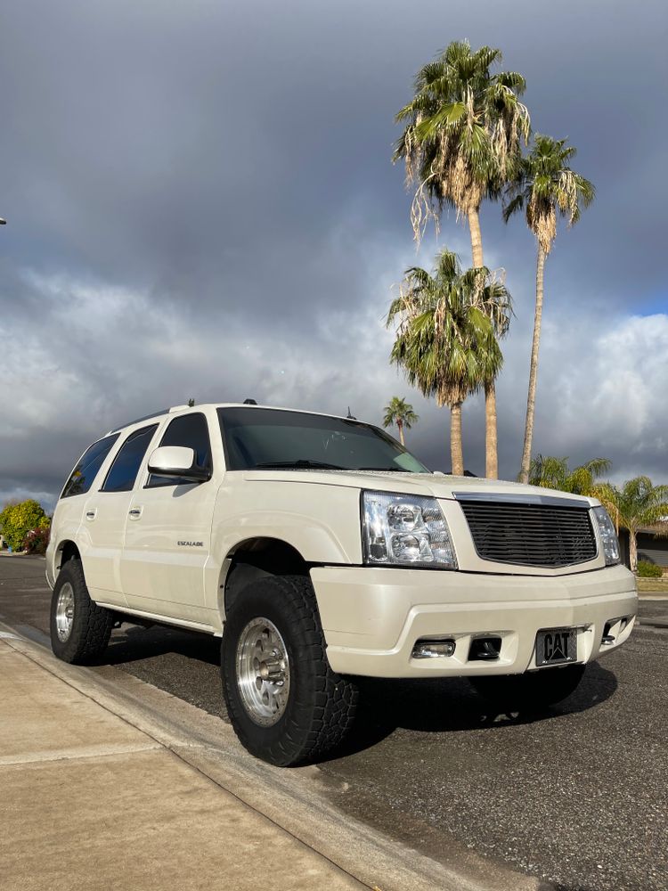 JudeTheDood's "Baja Escalade"